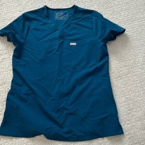 Figs catarina scrub top